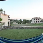 Jordan's Stone House سيفيري