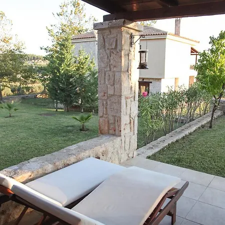 Jordan's Stone House * Siviri