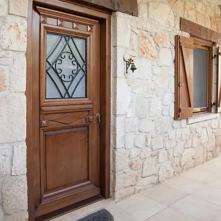 Jordan's Stone House * Siviri