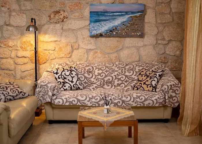 Jordan's Stone House *