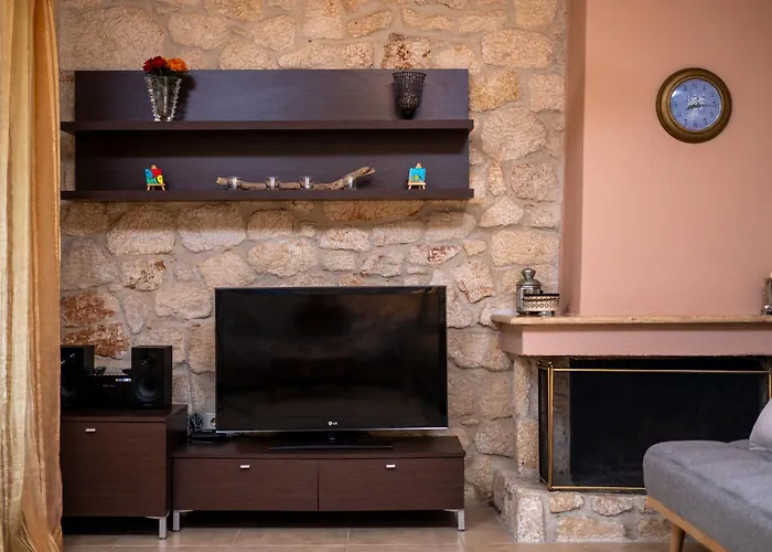 Jordan's Stone House Siviri